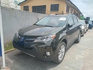 Toyota RAV4 2014 Green
