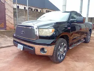 Toyota Tundra 2012 Black