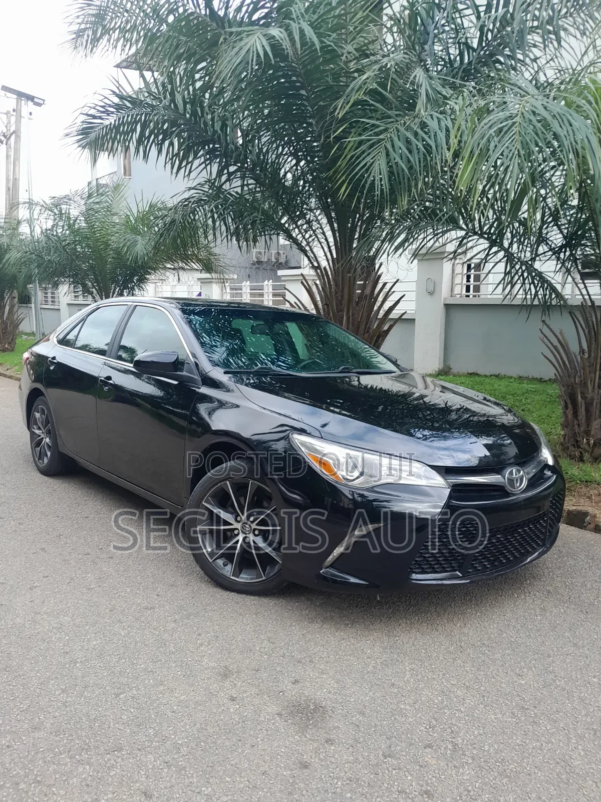 Toyota Camry 2017 Black