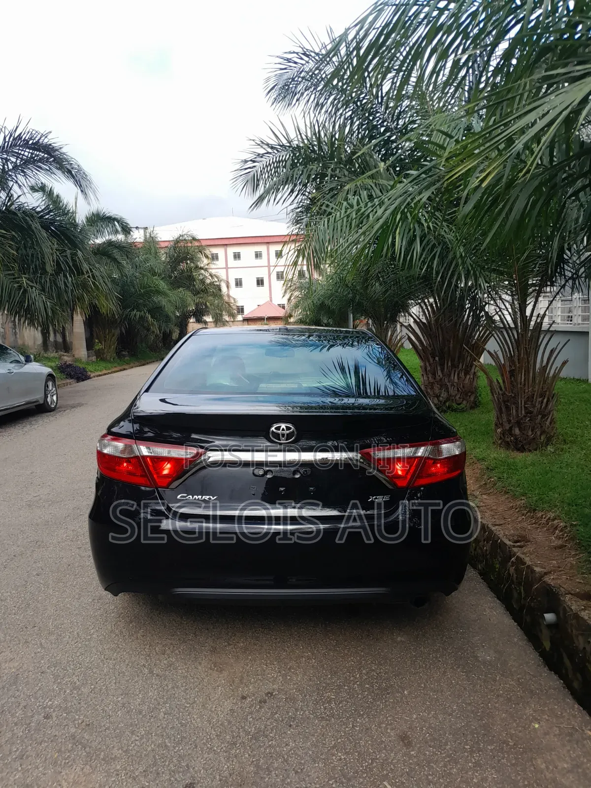 Toyota Camry 2017 Black