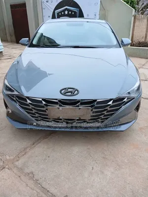 Hyundai Elantra 2022 Blue