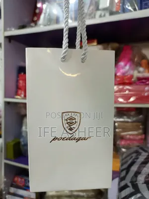 Well Packaged Ladies Poedagar Waterproof Luminous Ladies Watch