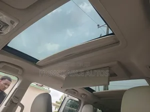 Toyota Sienna 2013 White
