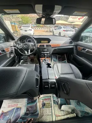 Mercedes-Benz C250 2013 Black