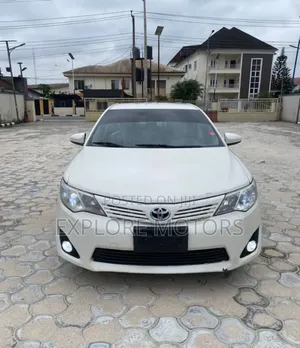 Toyota Camry 2012 White