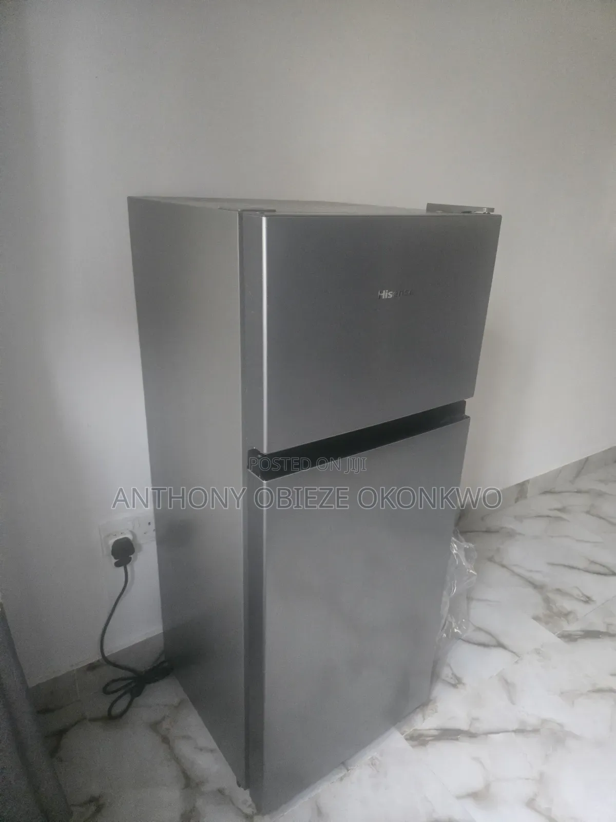 Hisense Double Door Refrigetor 124L