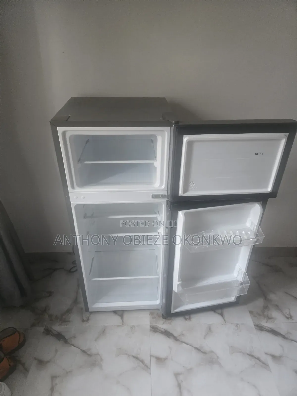 Hisense Double Door Refrigetor 124L