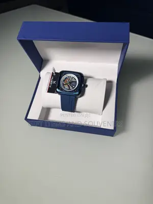 Husky Wristwatch
