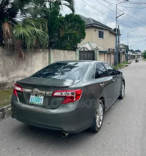 Toyota Camry 2014 Gray