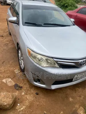 Toyota Camry LE 4dr Sedan (2.5L 4cyl 6A) 2013 Silver