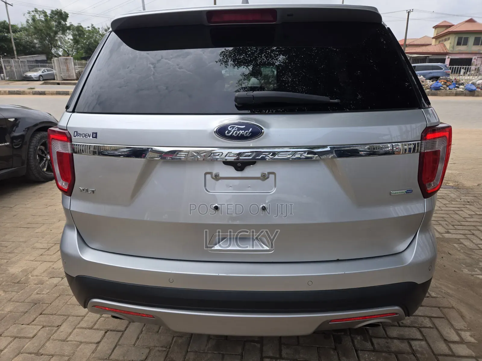 Ford Explorer 2016 Silver