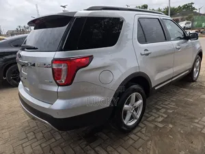 Ford Explorer 2016 Silver