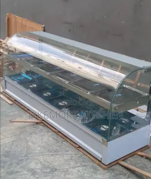 Industrial Imported 6/10 Curved Glass Food Display Warmer