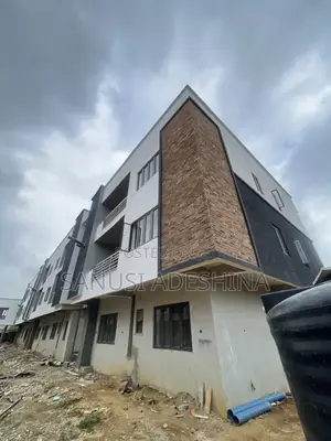 2bdrm Block of Flats in Katampe Main, Fct for sale