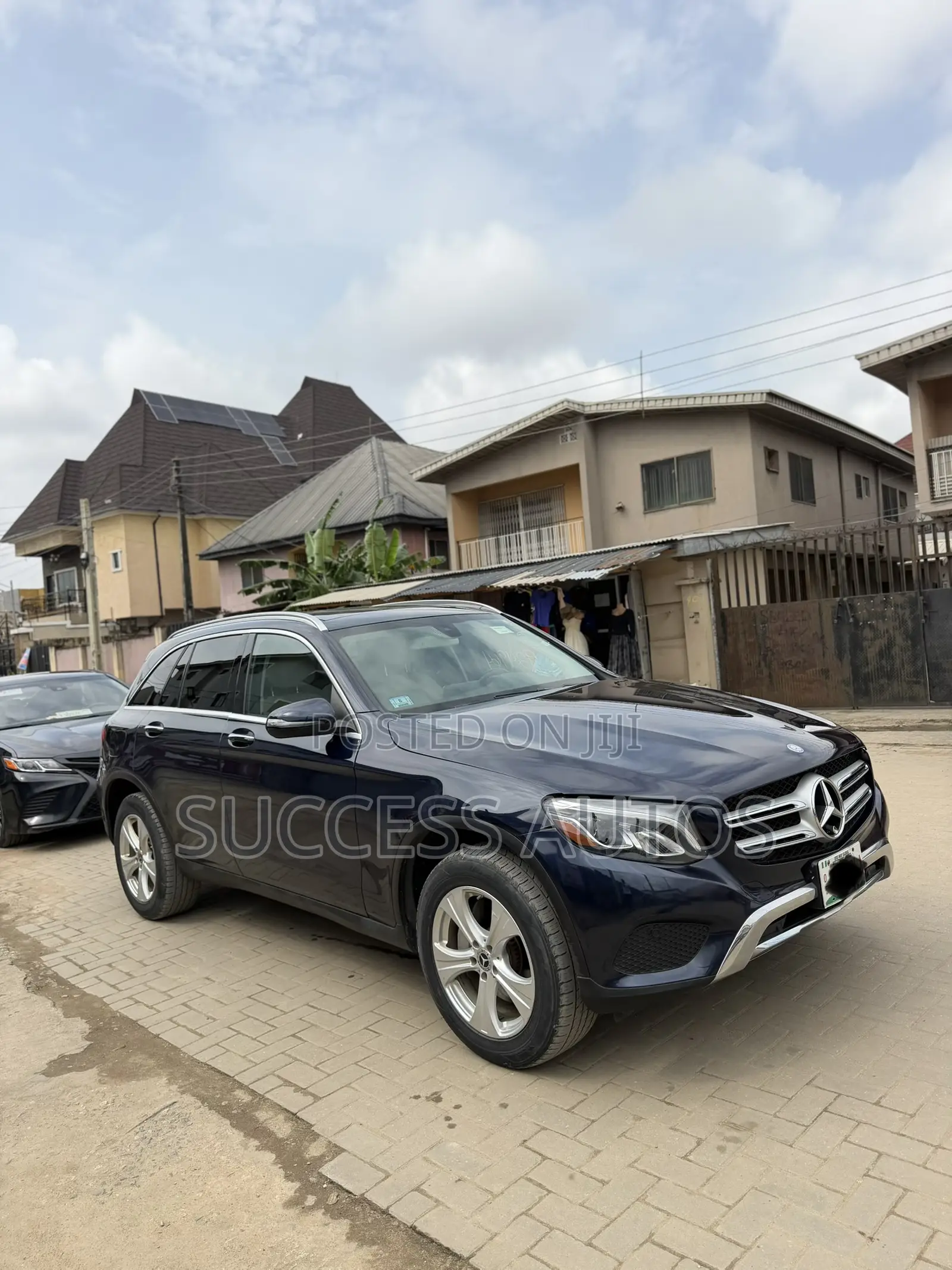 Mercedes-Benz GLC-Class 2017 Blue