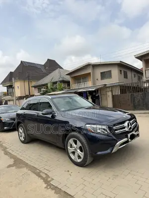 Mercedes-Benz GLC-Class 2017 Blue