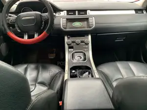 Land Rover Range Rover Evoque Pure 4dr SUV AWD (2.0L 4cyl Turbo 9A) Red