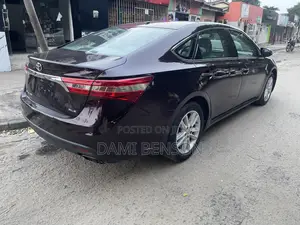 Toyota Avalon XLE 4dr Sedan (3.5L 6cyl 6A) 2015 Burgundy