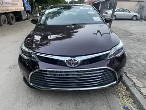 Toyota Avalon XLE 4dr Sedan (3.5L 6cyl 6A) 2015 Burgundy