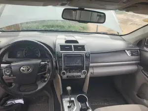 Toyota Camry LE 4dr Sedan (2.5L 4cyl 6A) 2012 Green