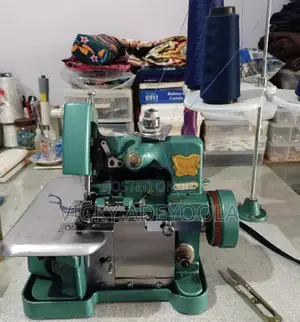 GreenHead Weaving Machine Serger With Table