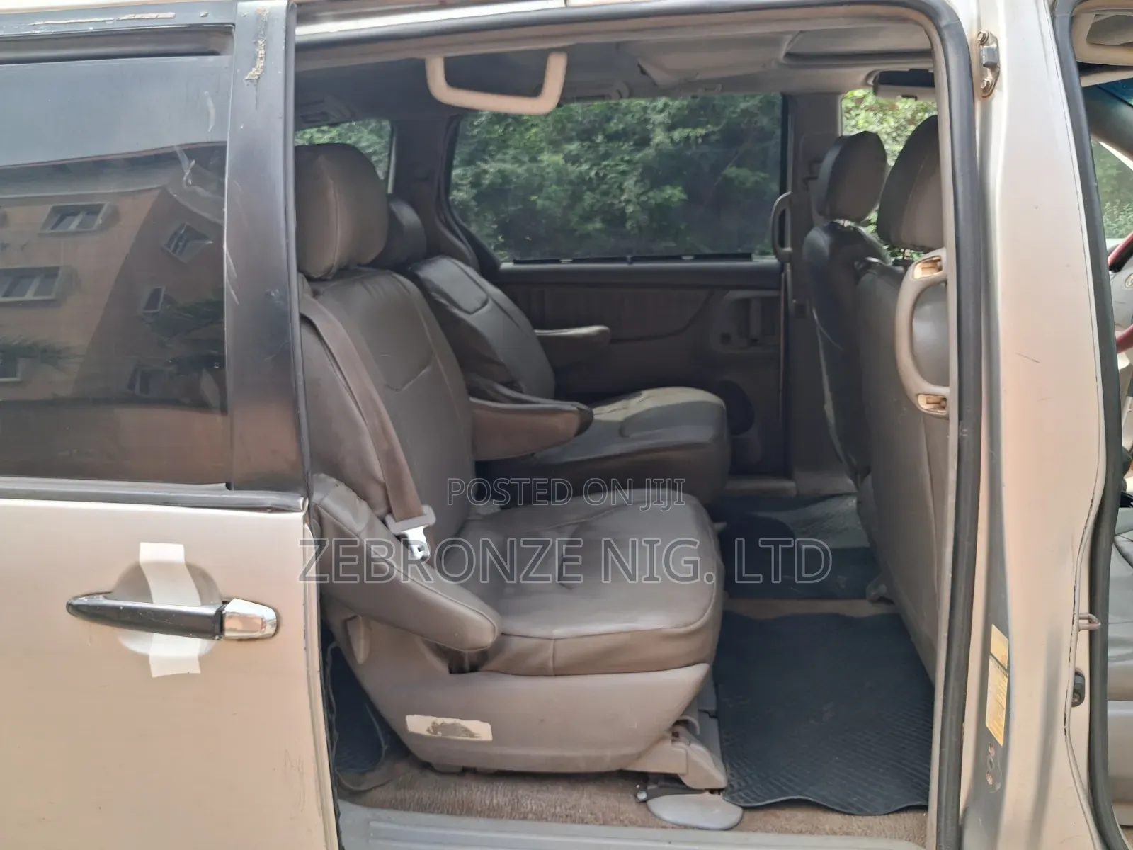 Toyota Sienna 2005 Silver