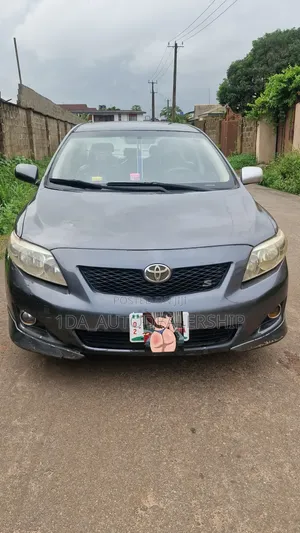 Toyota Corolla 2010 Gray