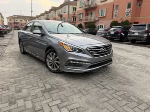 Hyundai Sonata Sport Sedan FWD (2.4L 4cyl 6A) 2016 Gray