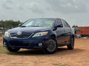 Toyota Camry 2010 Blue