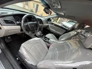 Hyundai Sonata Sport Sedan FWD (2.4L 4cyl 6A) 2016 Gray