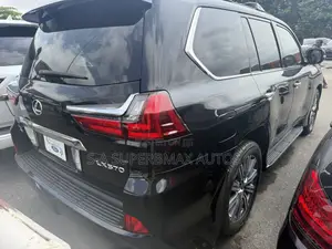 Lexus LX 570 AWD 2016 Black