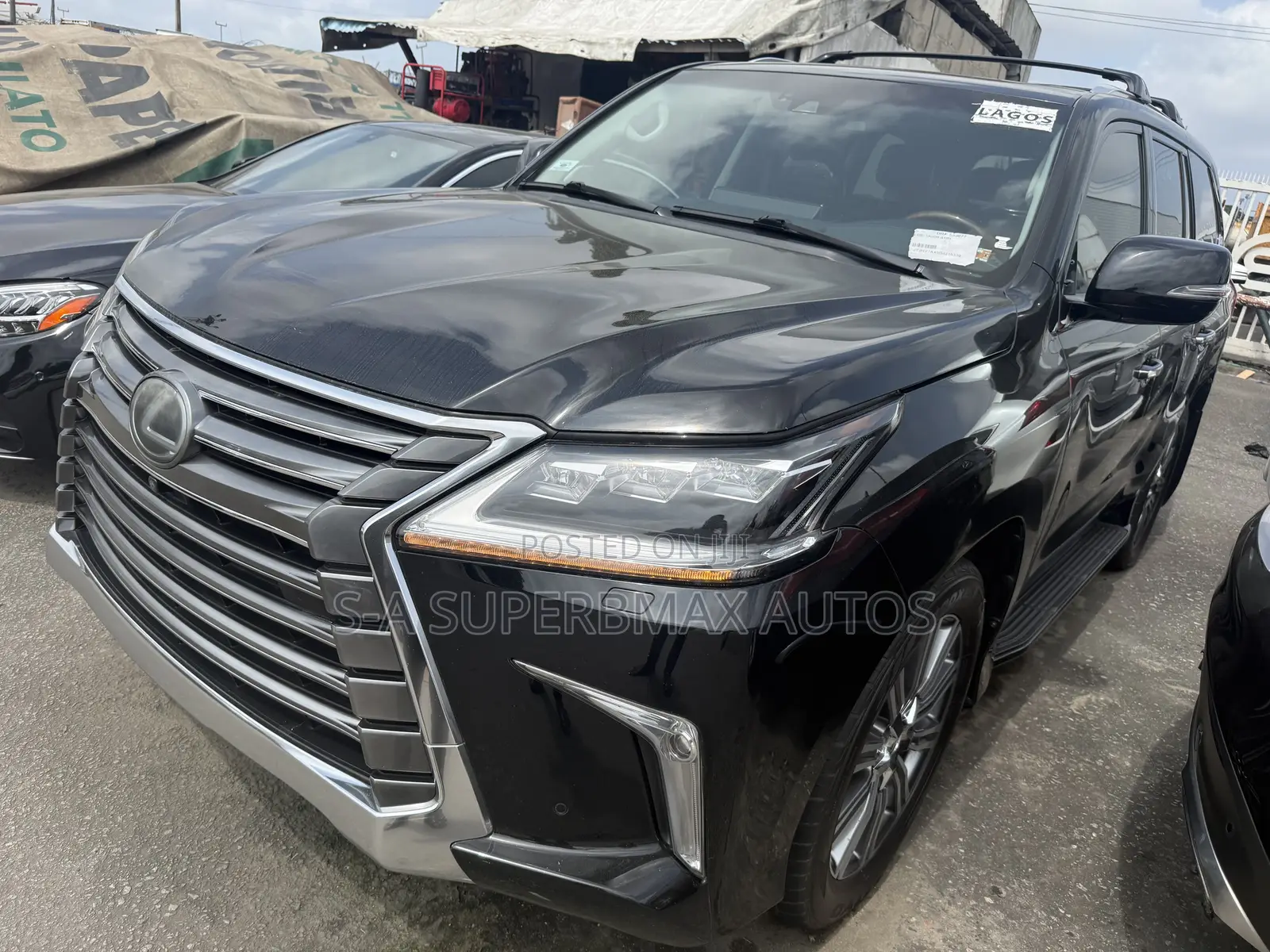 Lexus LX 570 AWD 2016 Black