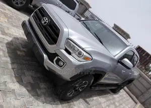 Toyota Tacoma 2017 Silver