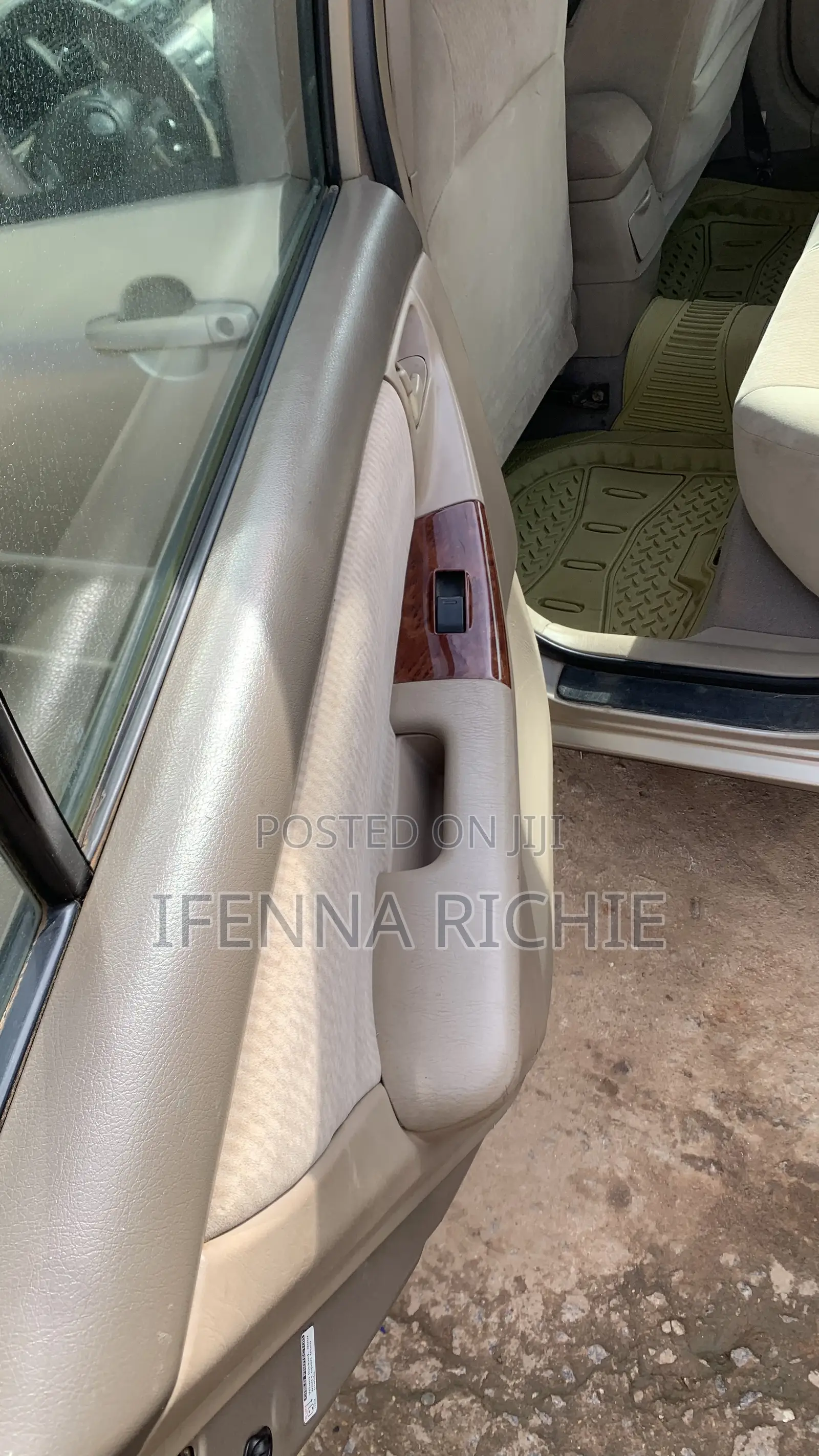 Toyota Corolla LE 2007 Gold