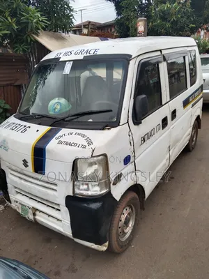 Suzuki Every 2010 White