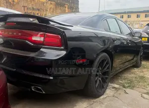 Dodge Charger 2012 Black