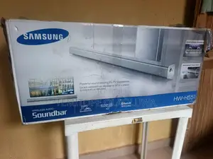 Samsung HW-H551Soundbar and Subwoofer