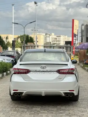 Toyota Camry XSE FWD 2020 White