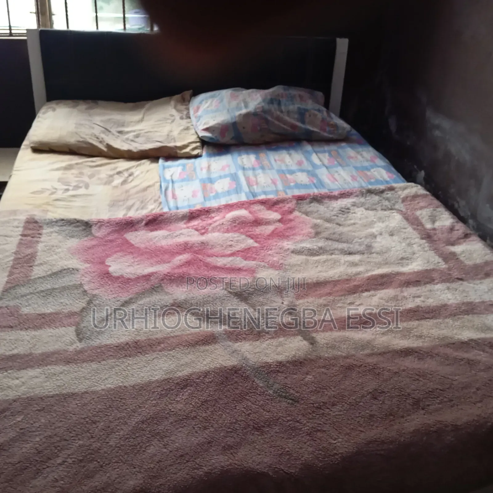 Bed and Bedstand