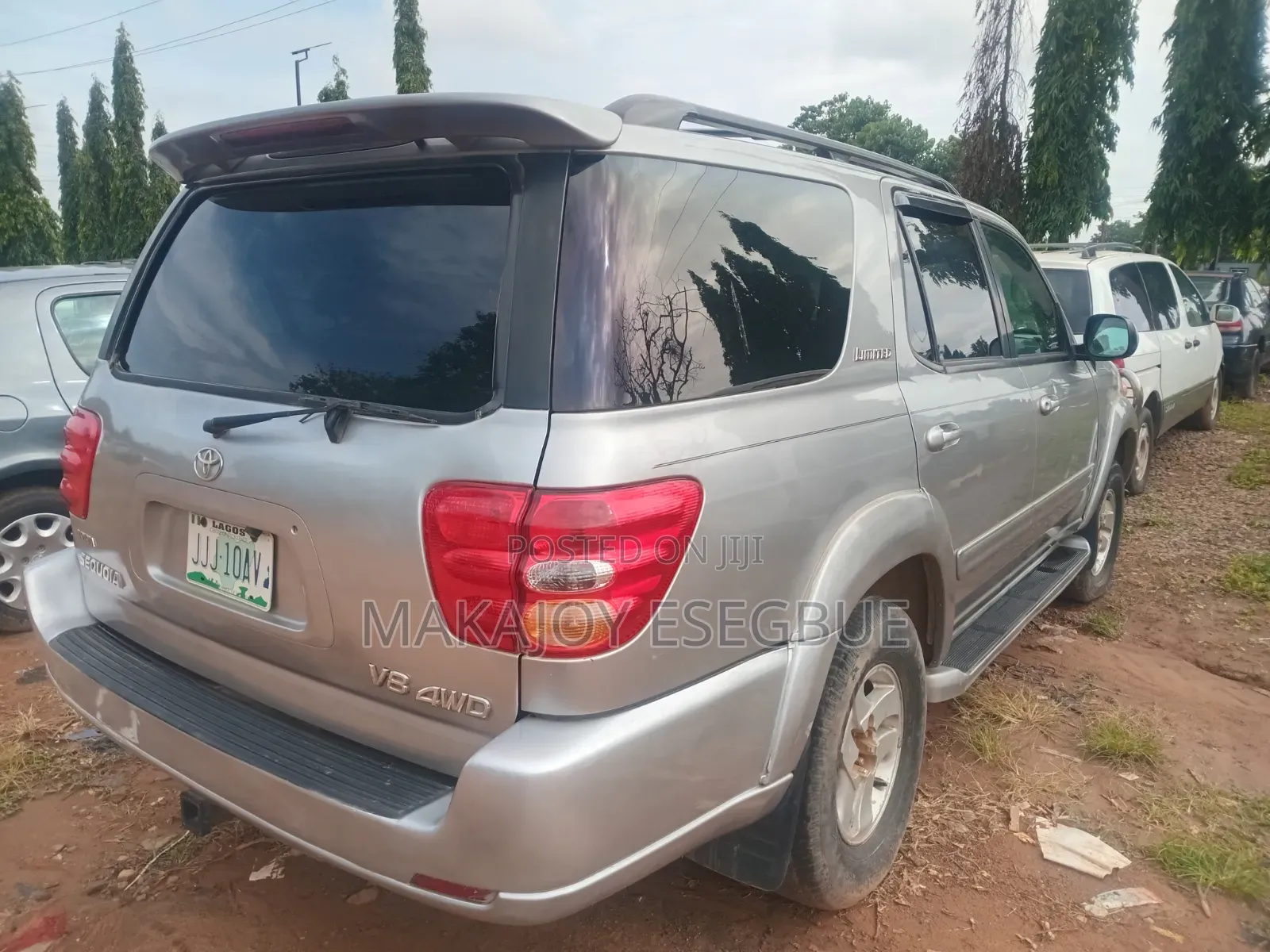 Toyota Sequoia 2003 Gray