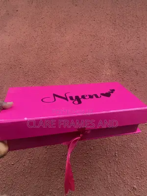 Money Bundle Flip Box