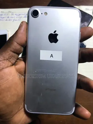 Apple iPhone 7 128 GB Gray