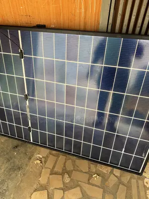 Solar Panel 750w/650w