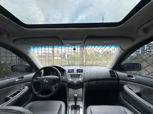 Honda Accord 2006 Blue