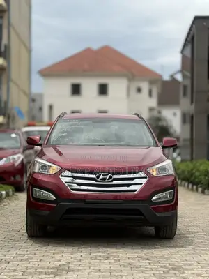 Hyundai Santa Fe 2014 Red