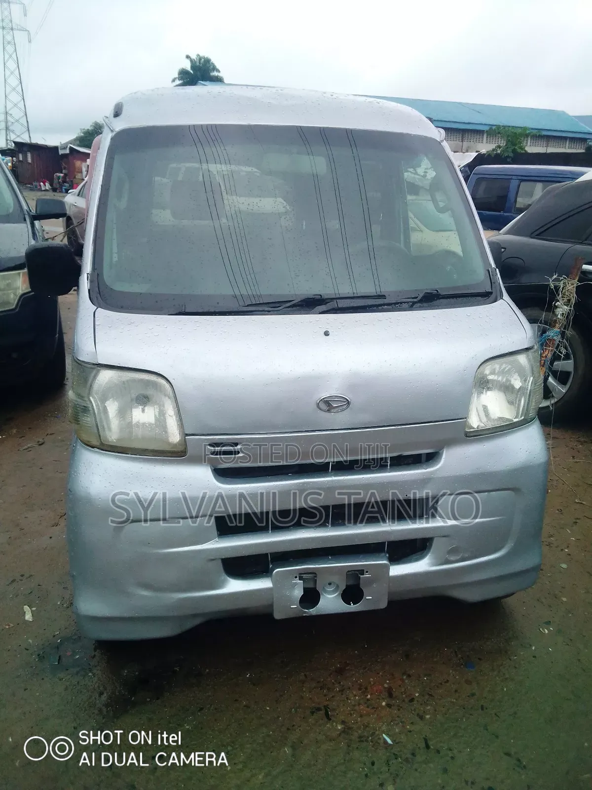 Daihatsu Hijet 2010 Silver