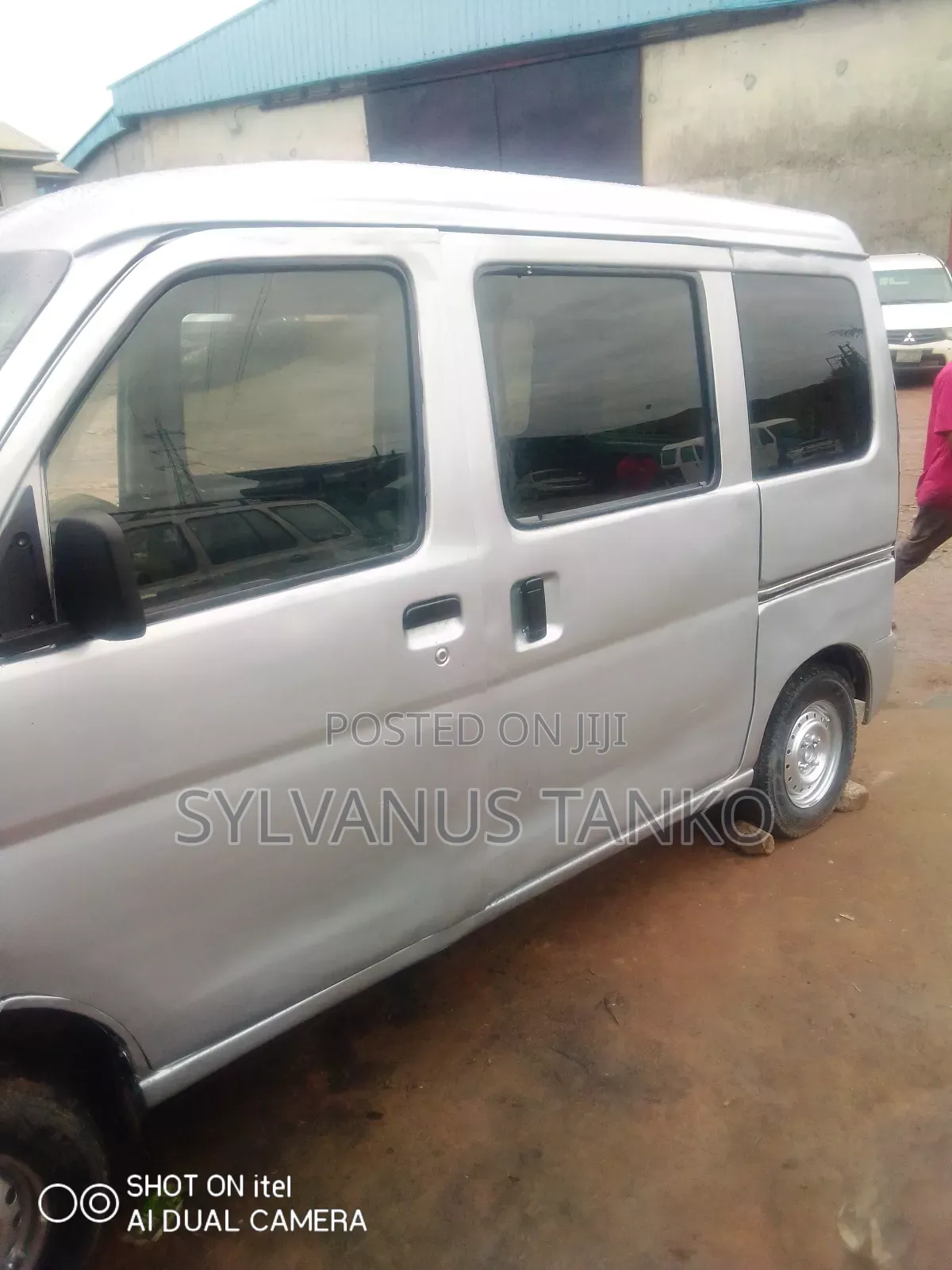 Daihatsu Hijet 2010 Silver