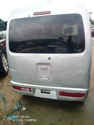 Daihatsu Hijet 2010 Silver