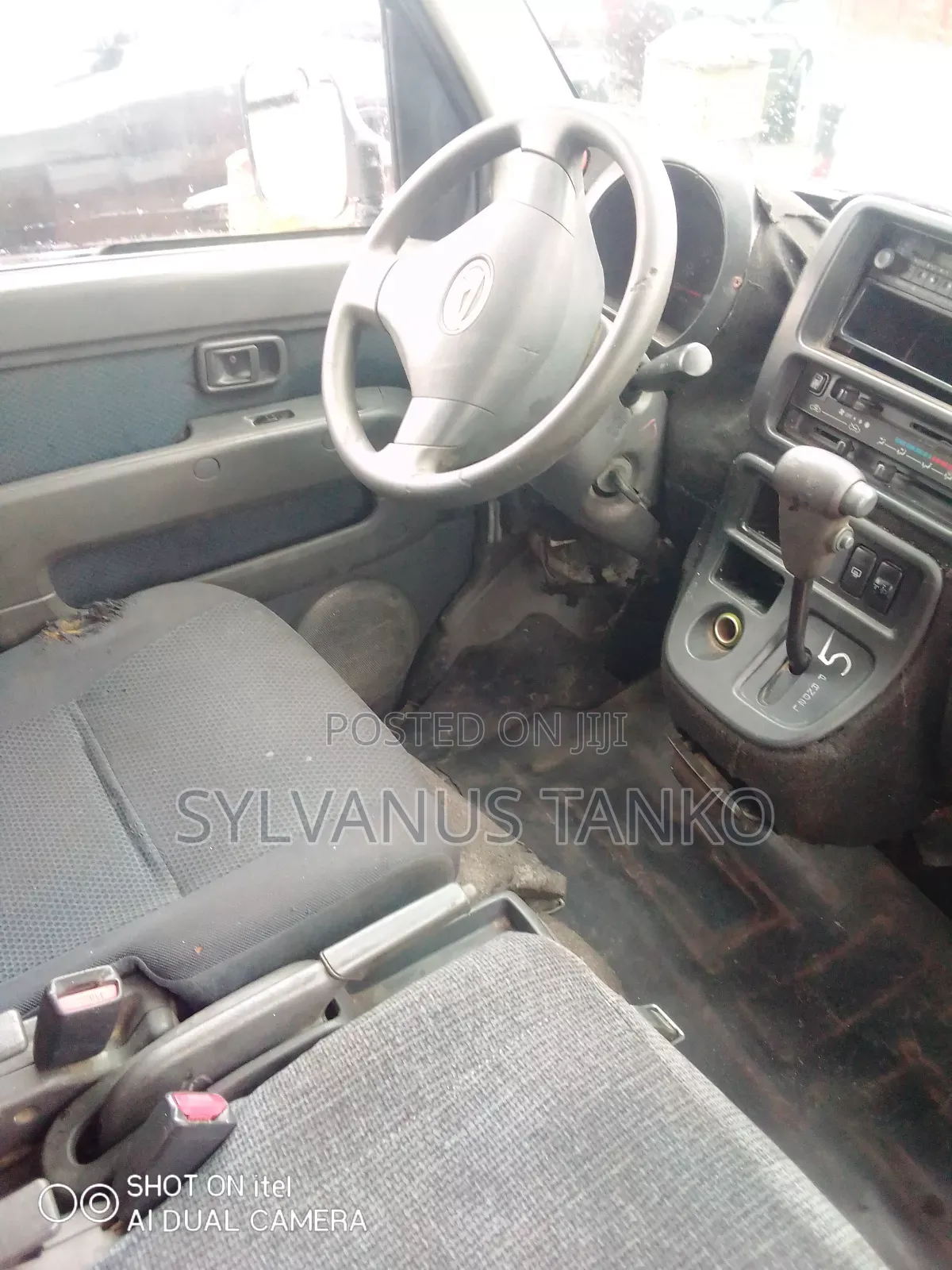 Daihatsu Hijet 2010 Silver