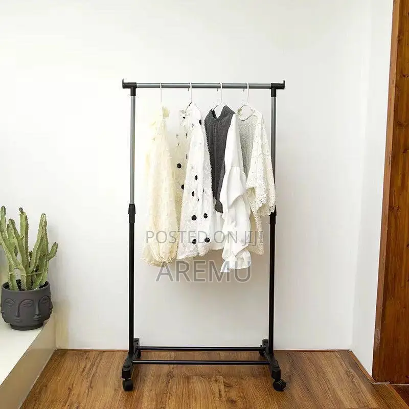 Single Pole Hanger
